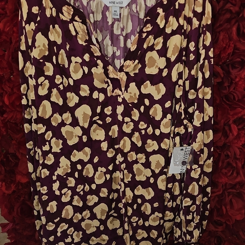 Nine West NWT Women's Cream and Tan V-Neck Trapunto Tunic Blouse Size XXL